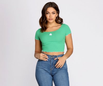 TableClothsUs Lucky Day Shamrock Cropped Top