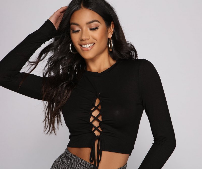 TableClothsUs Lace-Up Jersey Knit Crop Top