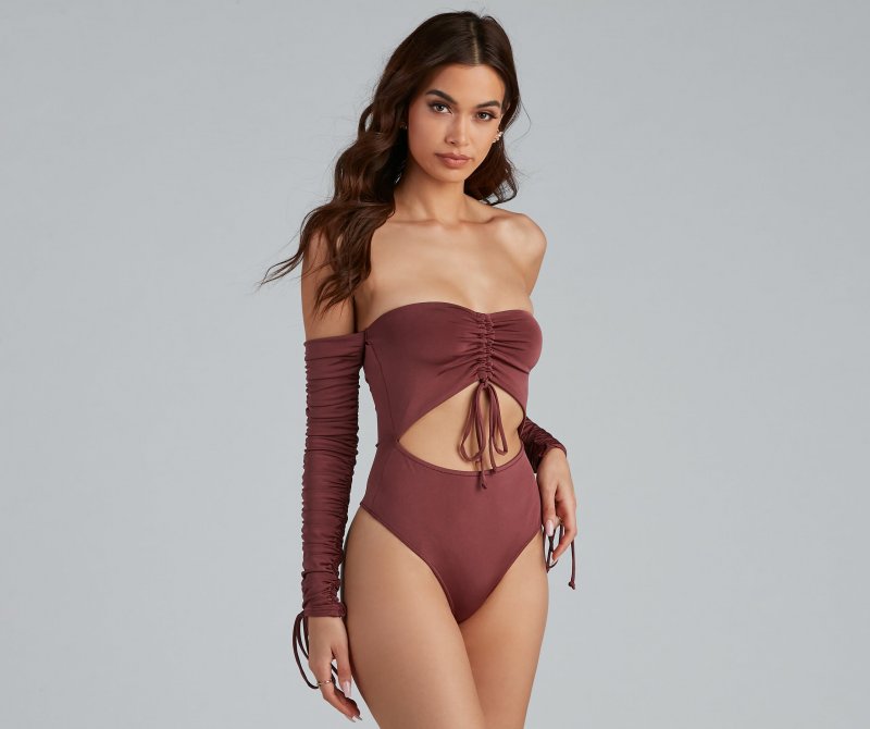 TableClothsUs Pucker Up Venetia Ruched Bodysuit