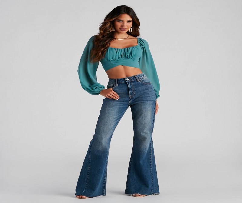 TableClothsUs Such A Daydream Chiffon Crop Top