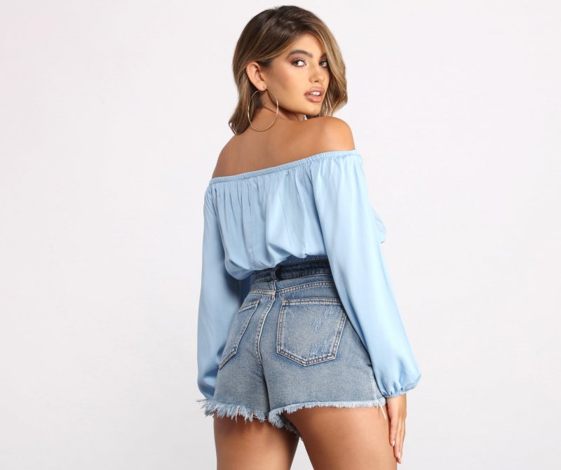 TableClothsUs Off The Shoulder Long Sleeve Crop Top