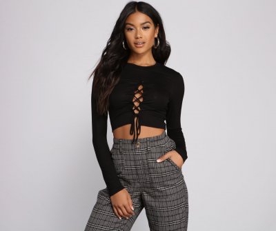 TableClothsUs Lace-Up Jersey Knit Crop Top