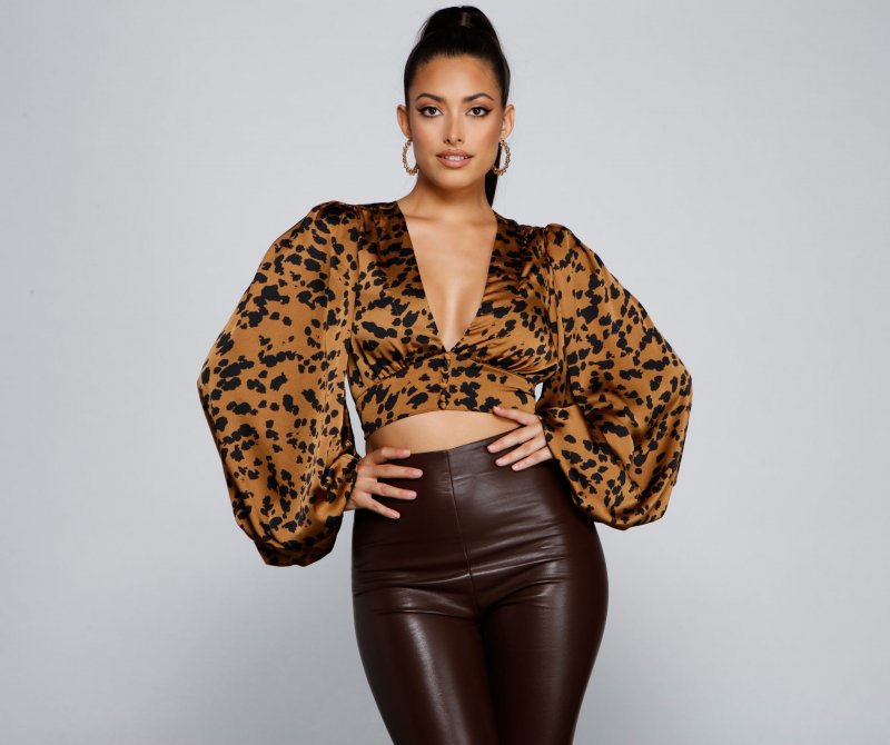 TableClothsUs Chic Look Leopard Print Crop Top