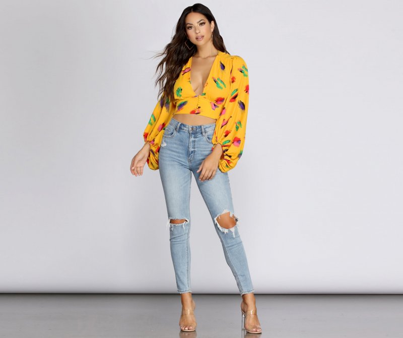 TableClothsUs Artsy Girl Balloon Sleeve Blouse