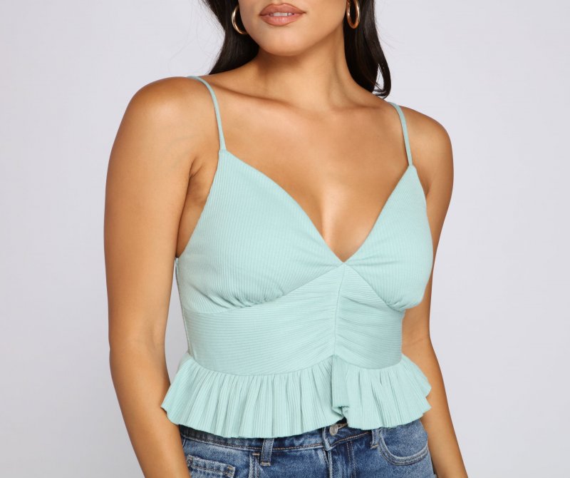 TableClothsUs Flirty Flair Ruffled Crop Top