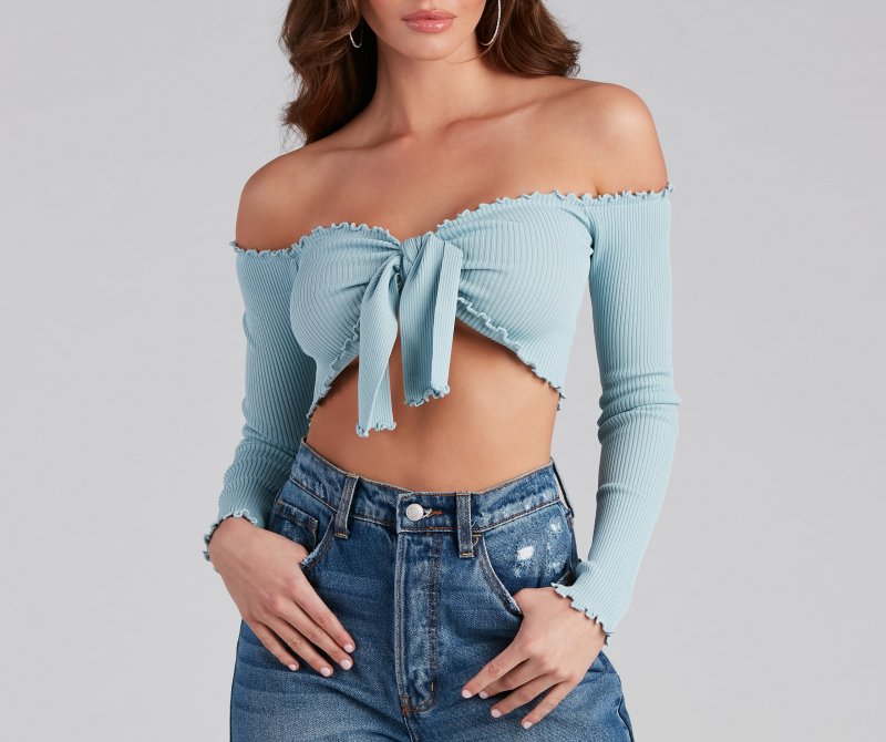 TableClothsUs A Trendy Look Tie-Front Crop Top